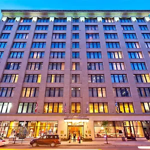 le-square-phillips-hotel-and-suites.hotels-in-montreal.org/